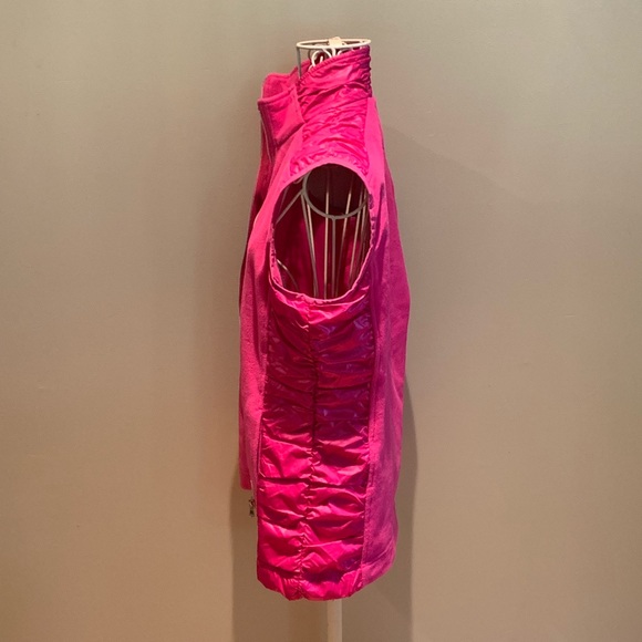 CUTTER AND BUCK Pink Fleece Zip Up Vest - Picture 2 of 8
